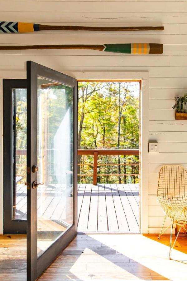 Hot Tub Charming & Chic Mountain Gem On Sleepy Creek Villa Berkeley Springs Luaran gambar