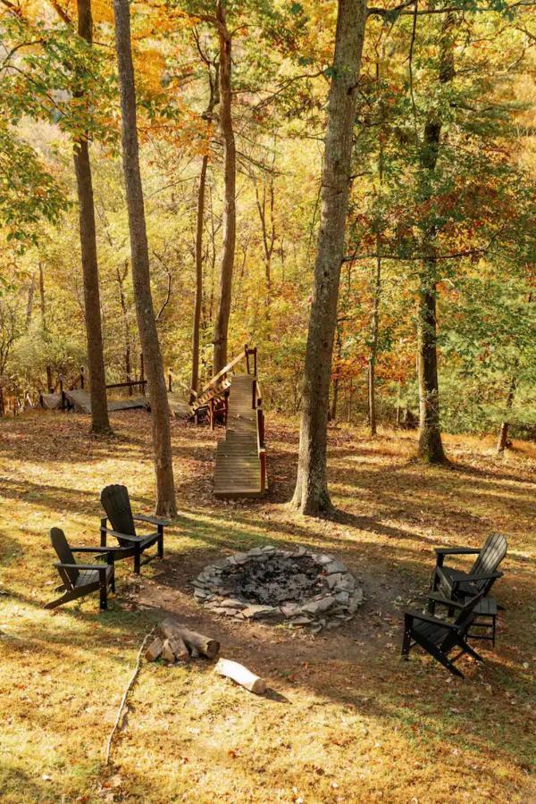 Hot Tub Charming & Chic Mountain Gem On Sleepy Creek Villa Berkeley Springs Luaran gambar